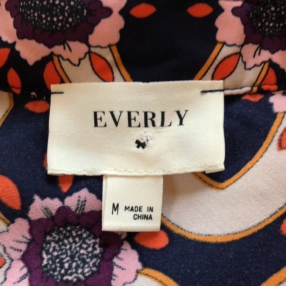 Everly floral paisley button down dress size M - Picture 6 of 11